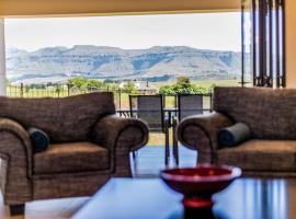 Serenity, Cathkin Estates by Euphoric Leisure, hotel di Winterton