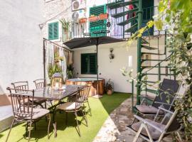 Villa Angie Old Town with jacuzzi, hotel em Split