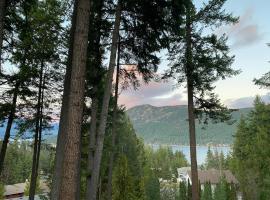 Blind Bay Chalet 2 Bedroom Private Suite, σαλέ σε Blind Bay