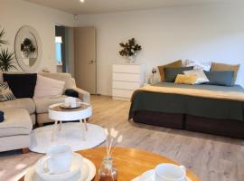 Hosts on the Coast Katz Korner, hotel in Whitianga