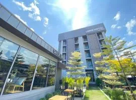 Le Bis Hotel