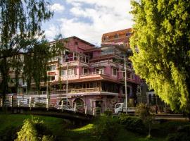 Kintu Plaza Hospedaje, hotel v destinaci Cuenca