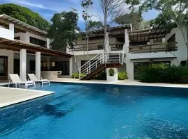 Villa Alba • Design, Piscina e Jacuzzi em Trancoso