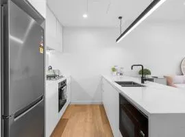 Malvern East Elegant Cosy Nest