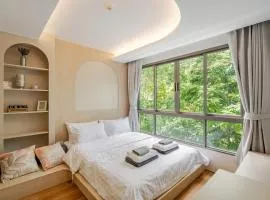 Cozy New 1-Bedroom Apartment with Pool, 5 Min Walk to Kamala Beach