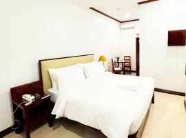 SANJH Island Hotel powered by Cocotel, Hotel in Roxas
