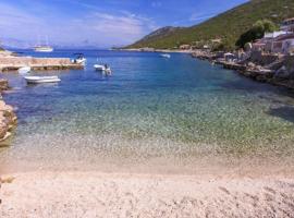 Bosses paradis 2، فندق في Gdinj