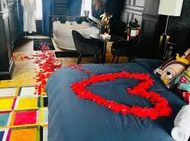 La 104 Picasso Suite tendance dans maison réservée aux hôtes