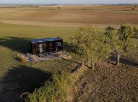 Parcel Tiny House Cave Nerot, au coeur des vignes près de Sancerre, tiny house in Saint-Père