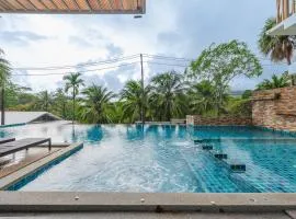 C193 Cozy Condo with Pool, Gym & Mountain View