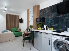 Design Green Garden Apartments with Private Parking & Playground