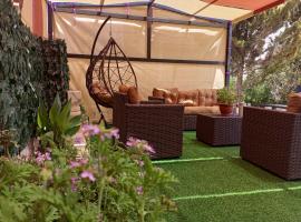 بيت مزرعة ريفي, hotel v destinaci Madaba