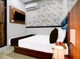 Hotel O Radha Palace