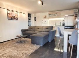 West Garden At Aigio By Greece Apartments, strandhotel in Aegium