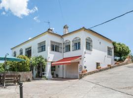 Casa Rural Cantarrana, hotel in Arriate