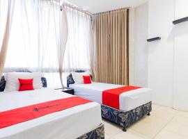 RedDoorz at Sparkling Hotel near Stasiun Gubeng Surabaya