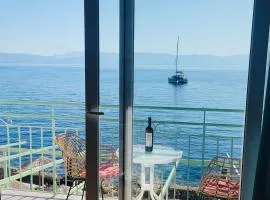 Avra Benitses Beach Apartment