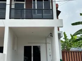 59 House