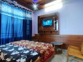 The Divine Himalayas - A Homestay