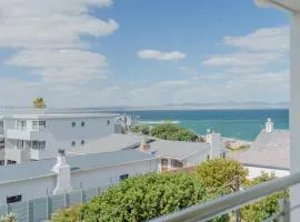 One Marine Drive Boutique Hotel & Spa by The Living Journey Collection