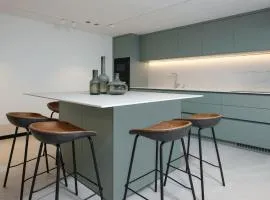 Artemis Luxury Apartment with Private Pool and Stunning Views in Tiberias