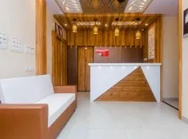Hotel Sun City Near Saifee Hospital And HN Reliance Hospital