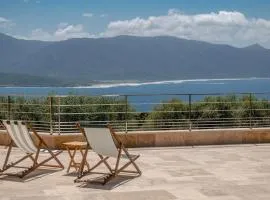 Family Villa with Pool and Sublime Sea View