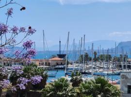 MARE Suite，位于巴勒莫的民宿