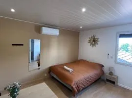 Cozy studio proche Zenith, A75 "émile"