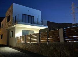 Villa ZARA, hotel em Hersonissos