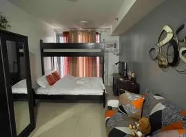 Makati City Antel Spa Residences 1615