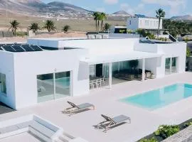 Villa Ainé Luxury Villa