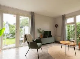 Peaceful chalet with free parking and bikes