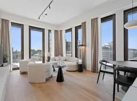 Voya Residence Zenit Royal - Luxury Apart Hotel Rooftop Views & Concierge