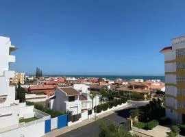Bonito y amplio apartamento en La Antilla con vistas al mar