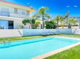 Oasi Elegante Piscina di Lusso - vista panoramica By Sicily Home Solutions