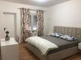 Stylish Room by Canyons & City