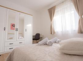Apartman "Matkovi dvori" Blace, hotel v destinaci Blace