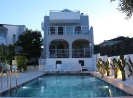 Villa ÖZ