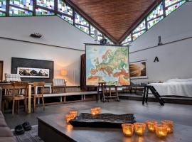 Kapelle Elbtalaue - Kirchensaal，位于希察克尔的低价酒店