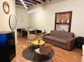 Luxury 5BR , 4BA Penthouse In the City Center