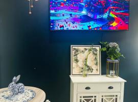 Fancy Studio Private Entrance, alojamiento con cocina en Selden