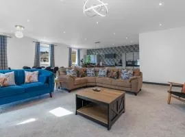 Luxe 5 Bedroom Guardbridge House - St Andrews