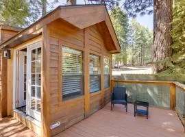 Near Lake Almanor and Golf Cozy Cabin!