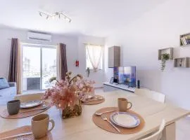Seaside Serenity 5 - few mins walk to the beach by QuickTrips