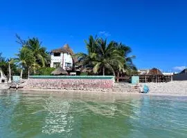 Bambu house Holbox beach front