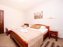Jadran Apartments