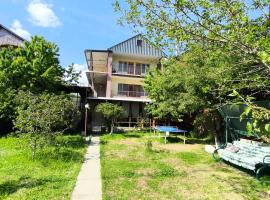 Guesthouse Geghama, hotel v destinaci Dzoraghpʼyur