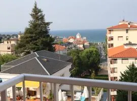 Notel Club - Corazón del Sardinero con vistas