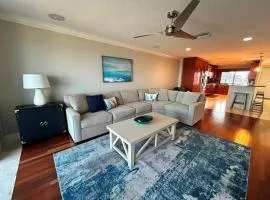 Lighthouse Point 325